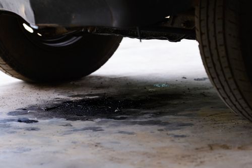 Oil leaks are a common problem in Porsche® 911, 911 S, 911 SC, and Carrera models.